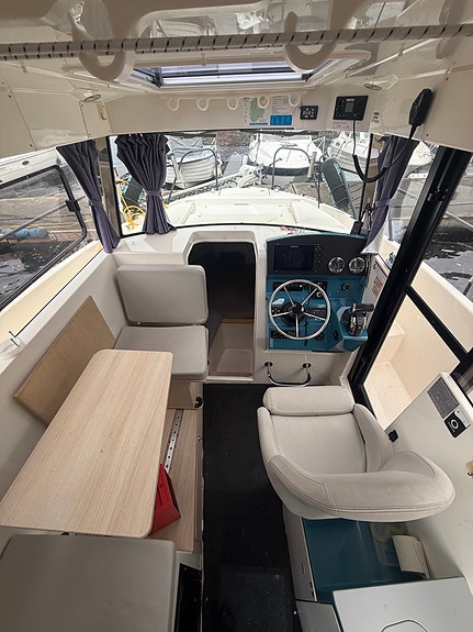 Quicksilver 805 Pilothouse 2020 – Mercury 225 – topputstyrt 5 of 10