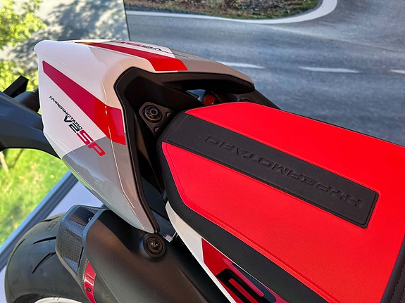 Ducati Hypermotard V2 SP - Kampanje! Få med termignoni slip-on 6 of 16