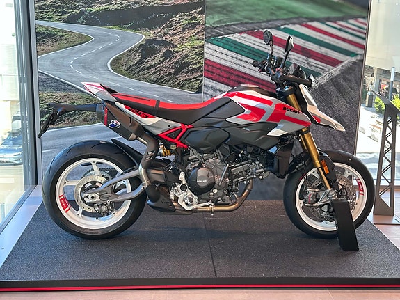 Ducati Hypermotard V2 SP - Kampanje! Få med termignoni slip-on 2 of 16