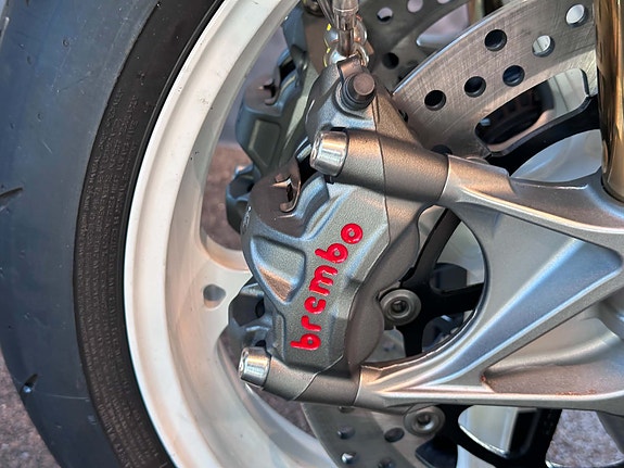 Ducati Hypermotard V2 SP - Kampanje! Få med termignoni slip-on 10 of 16
