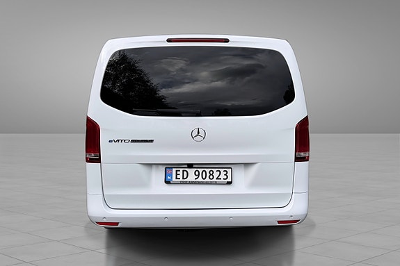 Mercedes-Benz eVito Tourer 8 of 24