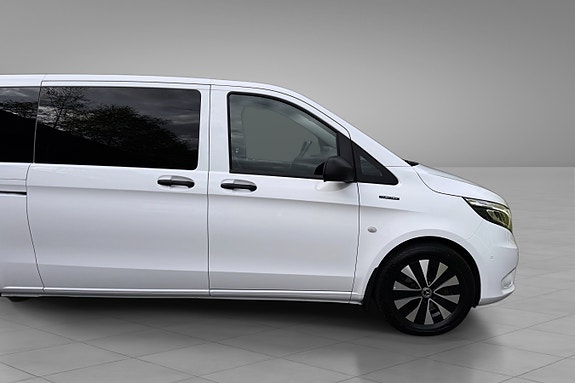 Mercedes-Benz eVito Tourer 12 of 24