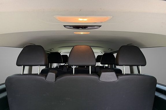 Mercedes-Benz eVito Tourer 18 of 24