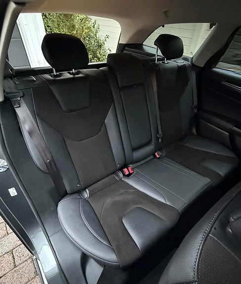 Ford Mondeo 13 of 30