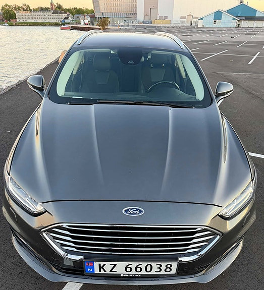 Ford Mondeo 25 of 30