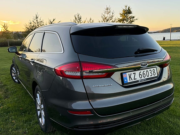 Ford Mondeo 2 of 30