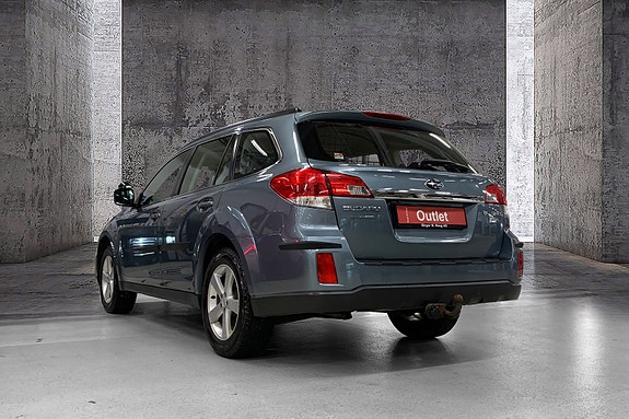 Subaru Outback 4 of 15