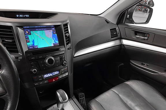 Subaru Outback 12 of 15