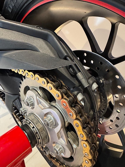Ducati 1199 Panigale S 16 of 21