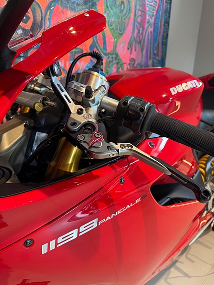 Ducati 1199 Panigale S 10 of 21
