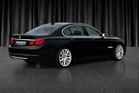 BMW 730d 7 of 28