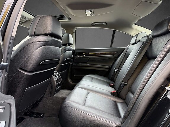 BMW 730d 13 of 28