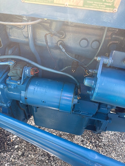Ford Dexta 3 of 11