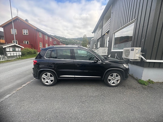Volkswagen Tiguan 3 of 7