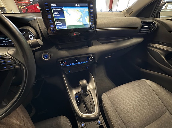 Toyota Yaris 16 of 30