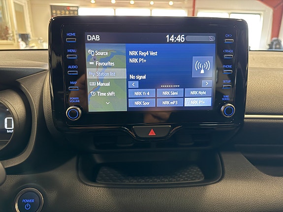 Toyota Yaris 19 of 30