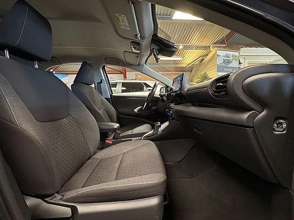 Toyota Yaris 28 of 30