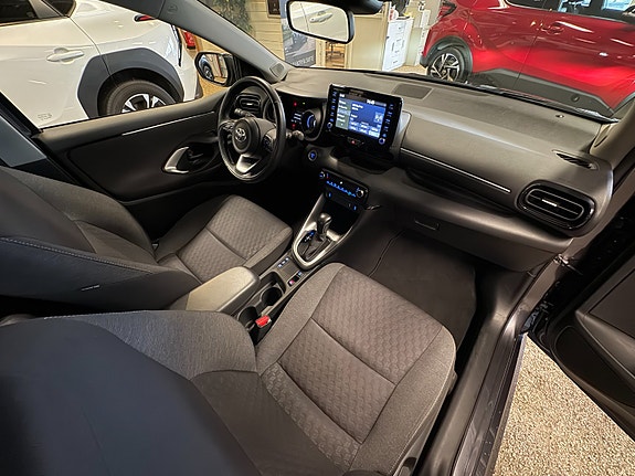 Toyota Yaris 29 of 30