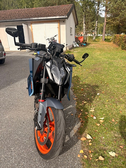 KTM 390 Duke 9 of 9