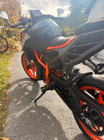 KTM 390 Duke 6 of 9