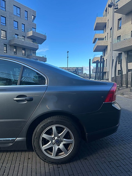 Volvo S80 4 of 11