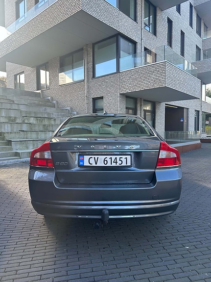 Volvo S80 5 of 11
