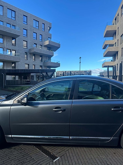 Volvo S80 3 of 11