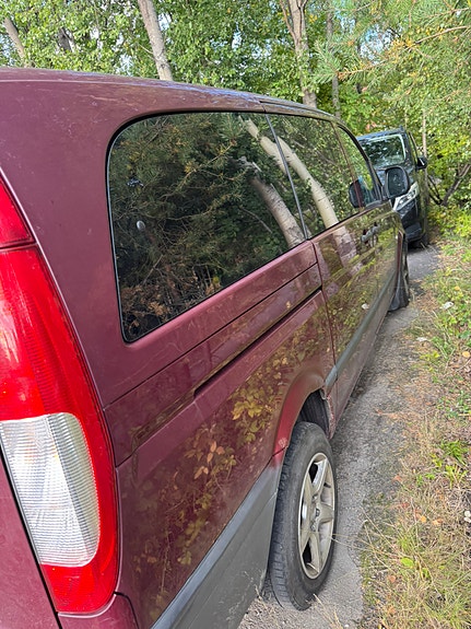 Mercedes-Benz Vito 111 2 of 6