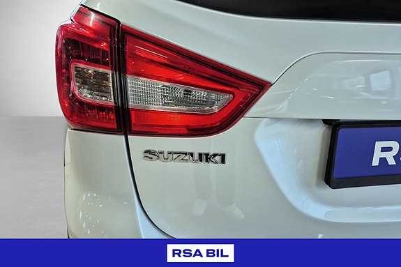 Suzuki SX4 S-Cross 10 of 18