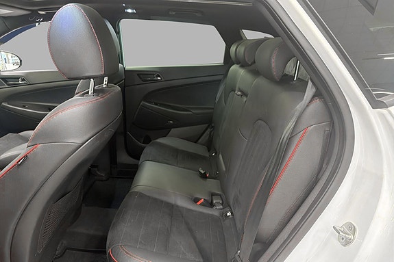 Hyundai Tucson 16 of 19