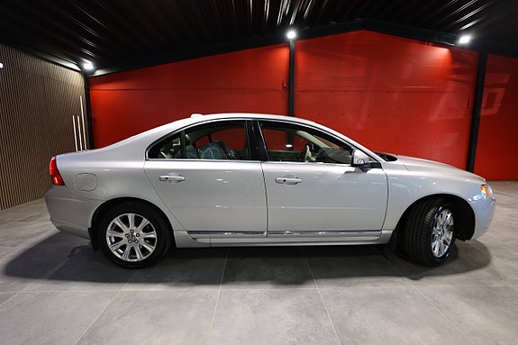 Volvo S80 9 of 30