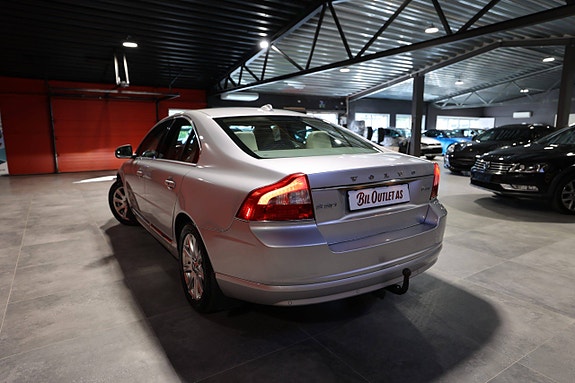 Volvo S80 6 of 30