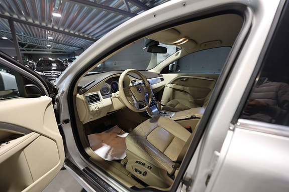 Volvo S80 19 of 30