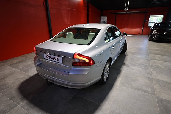 Volvo S80 16 of 30