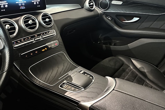 Mercedes-Benz GLC220 d 16 of 18