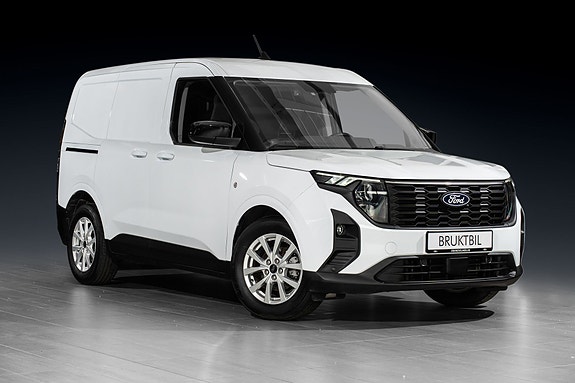 Ford Transit Courier 6 of 26