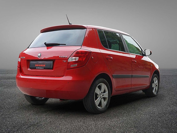Skoda Fabia 9 of 30