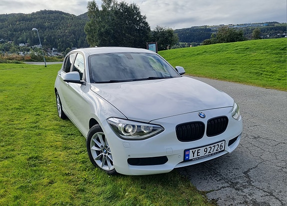 BMW 116i 2 of 19