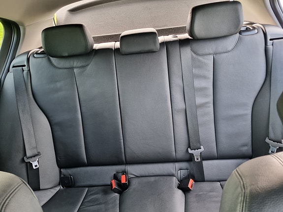BMW 116i 15 of 19