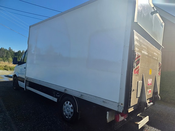 Mercedes-Benz Sprinter 3 of 18