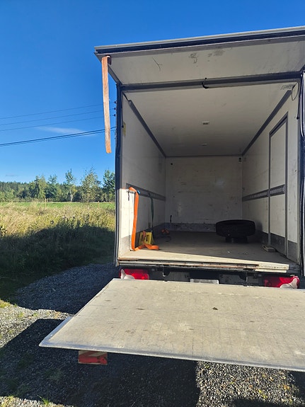 Mercedes-Benz Sprinter 15 of 18