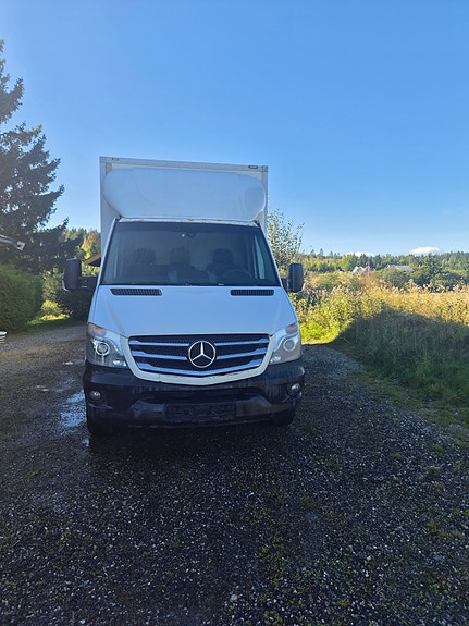Mercedes-Benz Sprinter 4 of 18
