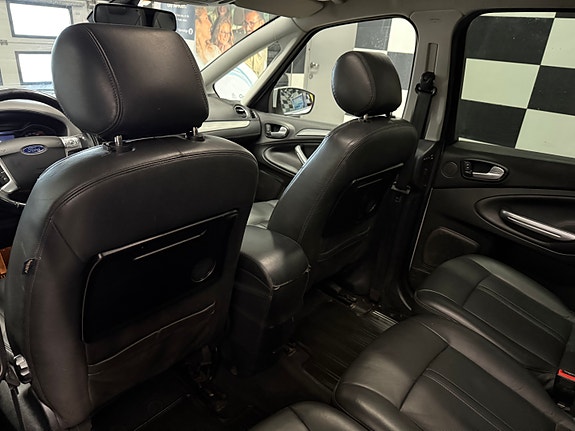 Ford S-MAX 30 of 30