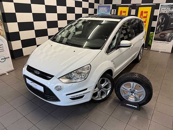 Ford S-MAX 2 of 30