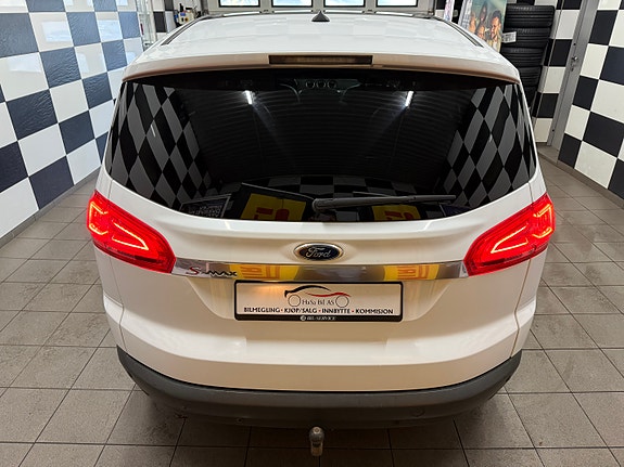 Ford S-MAX 10 of 30