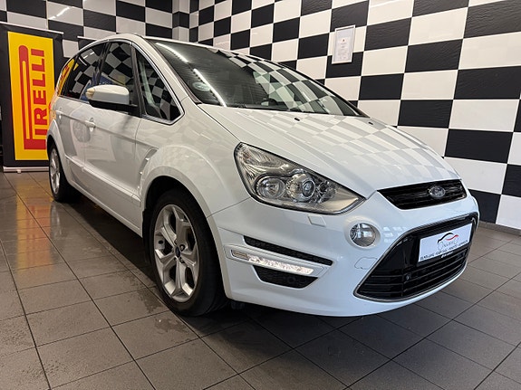 Ford S-MAX 5 of 30
