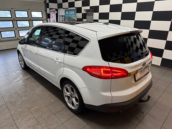 Ford S-MAX 12 of 30