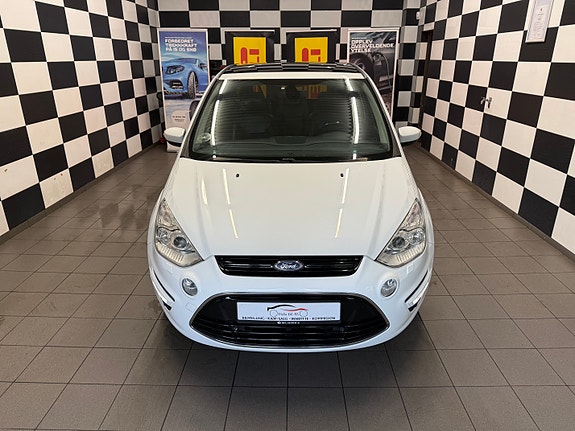 Ford S-MAX 4 of 30