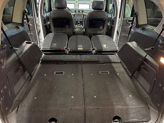 Ford S-MAX 19 of 30