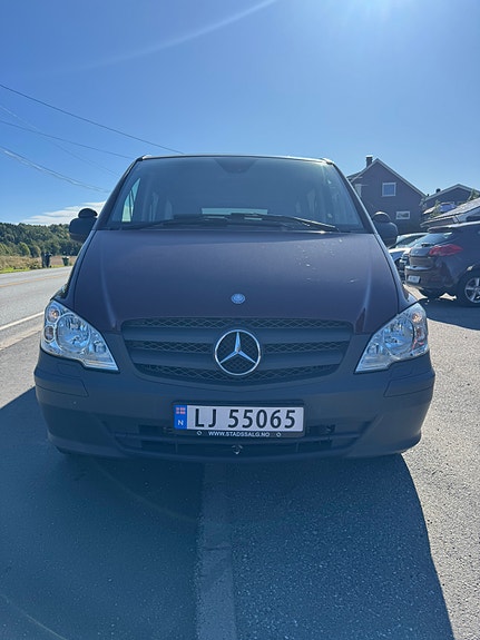 Mercedes-Benz Vito 113 2 of 16